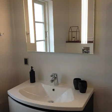 Ny Istandsat Traehus I Givskud Дом отдыха