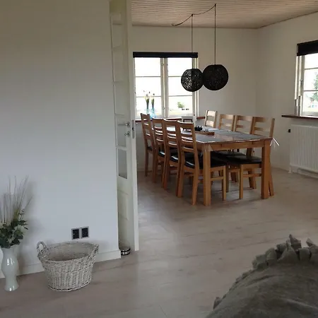 Ny Istandsat Traehus I Givskud Holiday home