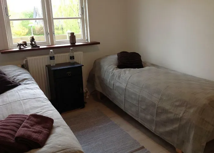 Holiday home Ny Istandsat Traehus I Givskud